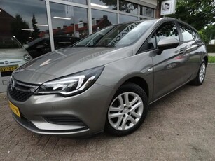 Opel Astra 1.0 Online Edition Navigatie/Cruise control