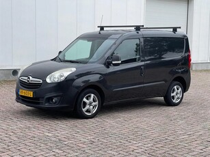 Opel Combo van (bj 2013)