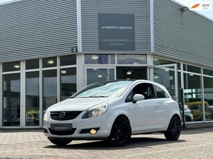 Opel Corsa 1.4-16V Color Edition / Airco / Pdc /