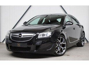 Opel Insignia Sports 2.8 T OPC 4x4 l 325 PK l Recardo l