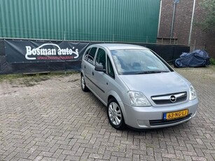 Opel Meriva 1.8-16V Essentia