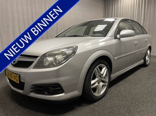 Opel Vectra GTS 2.2-16V Executive | NAP |