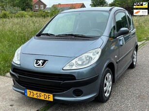 Peugeot 1007 1.4 Urban Stuurbekrachtiging Audio/CD Elect.