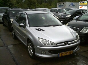 Peugeot 206 1.4-16V Quiksilver airco elek pak nap apk