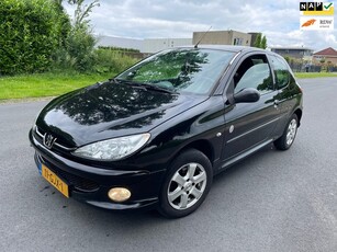 Peugeot 206 1.4 Génération AIRCO/NAP/APK/CRUISE