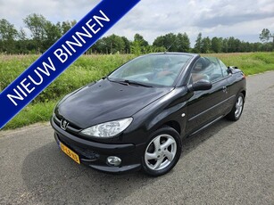 Peugeot 206 CC 1.6-16V (bj 2002)