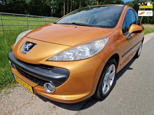 Peugeot 207 1.6 VTi XS keurig netjes