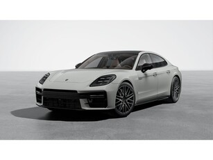 Porsche Panamera Turbo E-Hybrid (bj 2024, automaat)