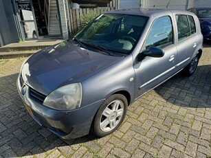 Renault Clio 1.2-16V Campus 5-deurs, airco, elektrische ramen