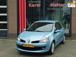 Renault Clio 1.2 TCE Special Rip Curl *5 DEURS* *AIRCO*