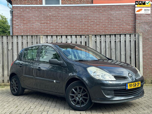 Renault Clio 1.4-16V Authentique Android|NAP|APK