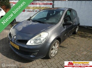 Renault Clio 1.4-16V Extreme