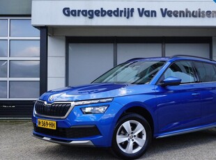 Skoda Kamiq 1.0 TSI 110pk DSG Business Edition Leder/Alcantara Virtual Cockpit LED Adap.Cruise Stoel/Stuurverwarming 15172km *NL auto* Race Blue Metallic!