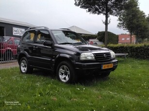 Suzuki Grand Vitara 2.0 Metal Top Wide Body