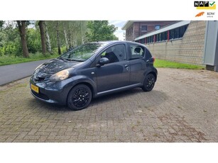 Toyota Aygo 1.0-12V 149000KM NAP AIRCO 5 DEURS APK NIEUW