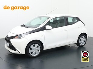 Toyota Aygo 1.0 VVT-i x-play Cruise Airco Bluetooth