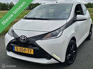 Toyota Aygo 1.0 VVT-i x-play I Airco I Camera I El.-pakket