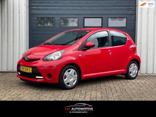 Toyota Aygo 1.0 VVT-i Xpress 5-deurs NAVI / AIRCO / EL.RAMEN