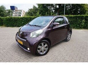 Toyota iQ 1.0 VVTi Aspiration (bj 2010)