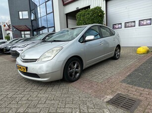 Toyota Prius 1.5 VVT-i