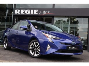 Toyota Prius 1.8 Dynamic Navi Camera HuD BS JBL (bj 2016)