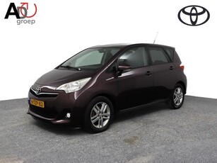 Toyota Verso-S 1.3 VVT-i Dynamic Trekhaak Navigatie