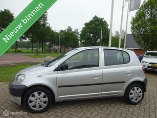 Toyota Yaris 1.0-16V VVT-i Luna '02 5DRS, Stuurbekr,Mooi!