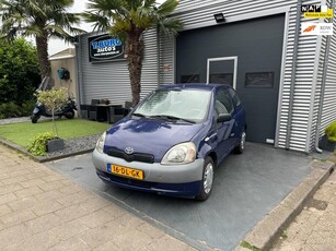 Toyota Yaris 1.0-16V VVT-i Terra