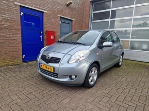 Toyota Yaris 1.3 VVTi Luna NAP*ECC*LM*BOEKJES*APK 05-2025!