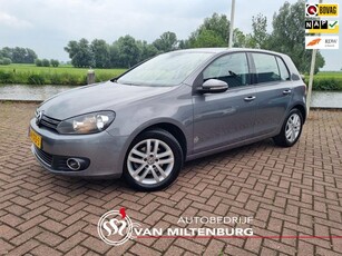 Volkswagen Golf 1.2 TSI Highline BlueM. Clima Cruise Navi