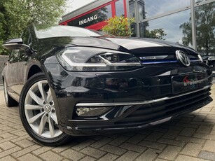 Volkswagen Golf 1.5 TSI *!* HIGHLINE *!* NAVIGATIE/ 17 INCH/ LED/ SPORTSTOELEN *!*