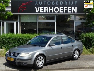 Volkswagen Passat 2.0 Comfortline - AUTOMAAT - CLIMATE / CRUISE CONT - AIRCO !