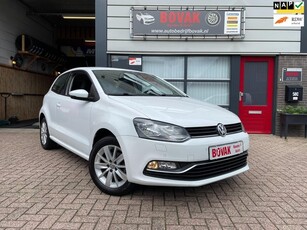 Volkswagen POLO 1.0i Easyline White Edition