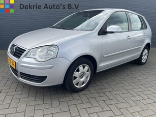 Volkswagen Polo 1.4-16V Comfortline / Airco-ecc / Trekhaak