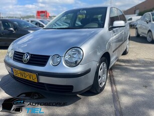 Volkswagen Polo 1.4-16V Comfortline AIRCO!INRUILMOGELIJK!