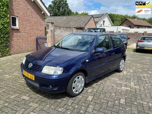 Volkswagen Polo 1.4 Master Edition