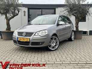 Volkswagen Polo 1.6-16V Optive 5 Deurs Climate Cruise