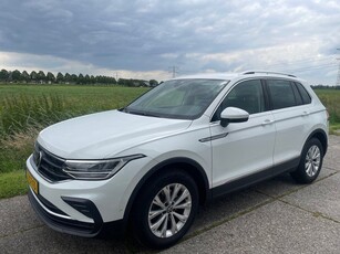 Volkswagen Tiguan 1.5 TSI Life Business