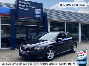 Volvo C30 1.6 Advantage / NL-Auto / 1-Ste eigenaar / Radio-CD / Airco / Cruise-Control / ELKTR-Pakket / Parkeersensoren Achter / AFN-Trekhaak / LMV 16' / ENZ.