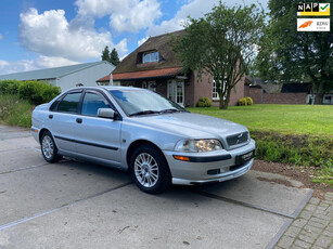 Volvo S40 1.8 Europa |AIRCO|BOEKJES|NAP|NL-AUTO|ONDERHOUDEN|2 KEYS|TREKHAAK