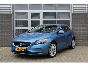 Volvo V40 1.5 T3 Momentum / Automaat / Navigatie / N.A.P.