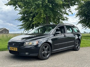 Volvo V50 2.4 Momentum * Airco * Leder * KOOPJE! *