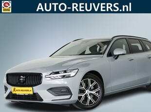 Volvo V60 2.0 B3 Core / LED / Leder / Pilot Assist / CarPlay / DAB