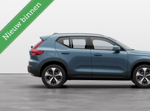 Volvo XC40 | B3 Core | Winterpack | LED ''Thors Hammer'' Koplampen | 19'' LM Velgen | Achteruitrijcamera |