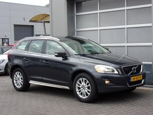 Volvo XC60 2.4D R-Design Xenon/Leer/Navi/Camera/Panodak!!