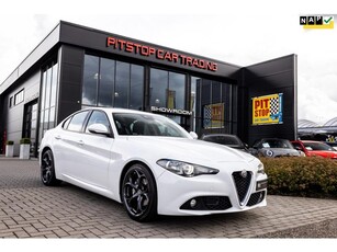 Alfa Romeo Giulia 2.2, 150 PK, 19 inch 8C Velgen