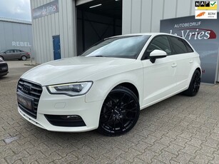 Audi A3 Sportback 1.4 TFSI Ambition Automaat / Clima /