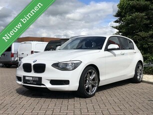 BMW 1-serie 116i F20 , Airco, 18 inch LMV, IDrive, PDC!