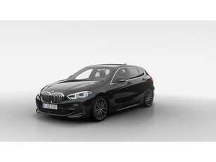 BMW 1 Serie 5-deurs 118i Model M Sport Premium Pack