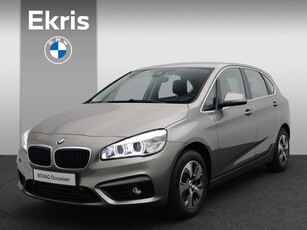 BMW 2 Serie Active Tourer 220i Executive / Trekhaak / LED